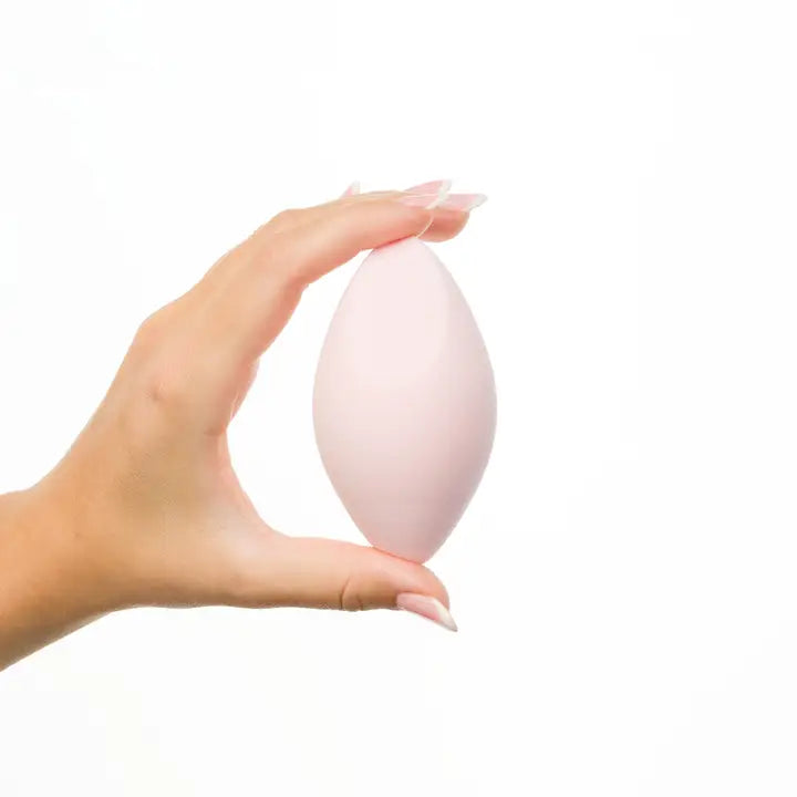 Brushworks Precision Oval Complexion Sponge