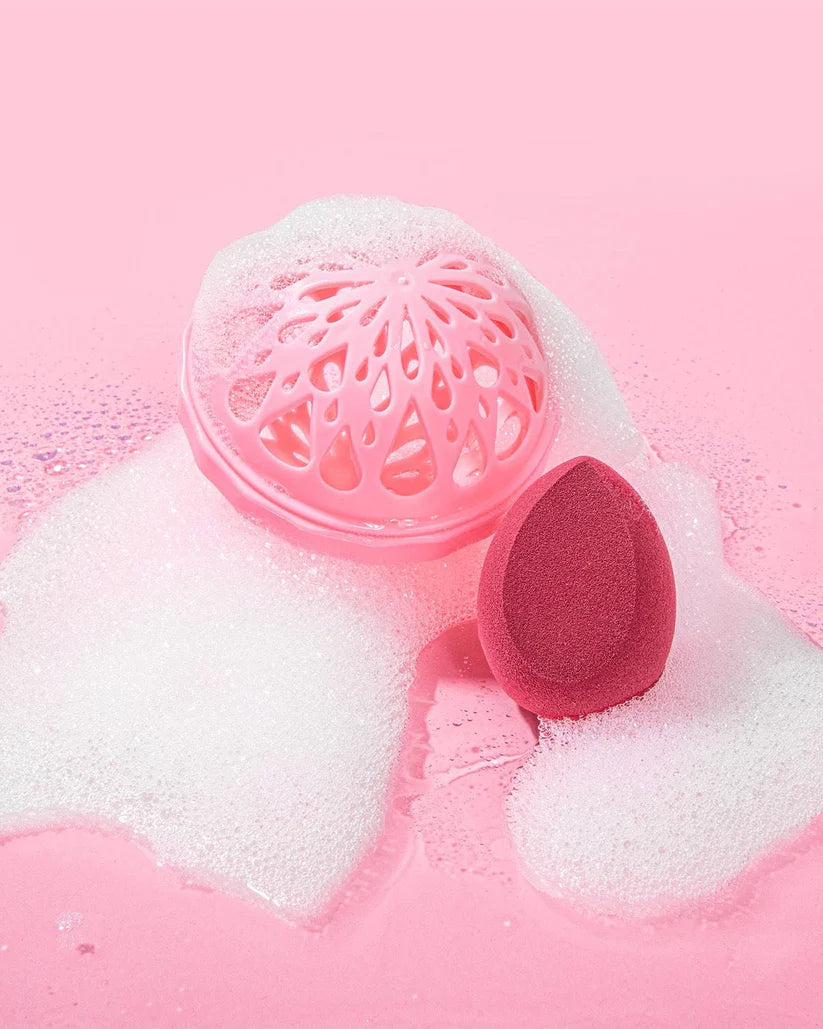 MakeUp Eraser Blender & Machine Washable Ball