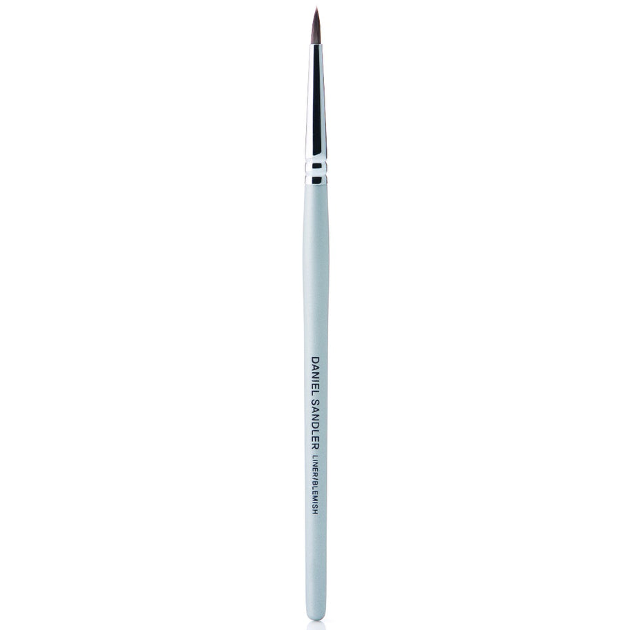 Daniel Sandler Liner/Blemish Brush