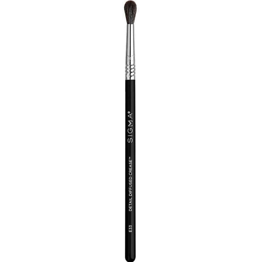 Sigma Beauty E33 Detail Diffuse Crease Brush