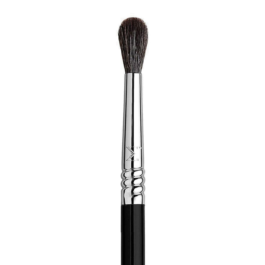 Sigma Beauty E33 Detail Diffuse Crease Brush