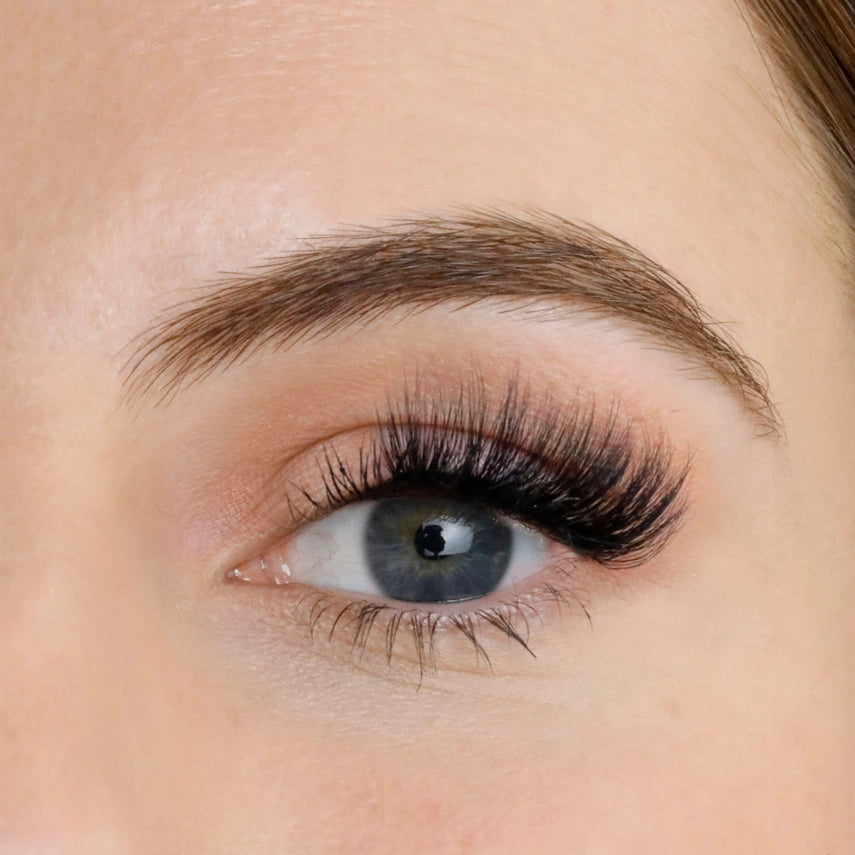 Lola's Lashes Cleo Halbstreifen-Wimpern