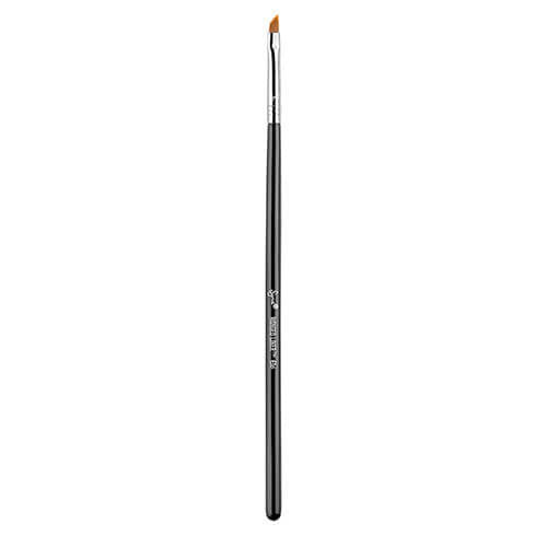 Sigma Beauty E06 Winged Liner Brush